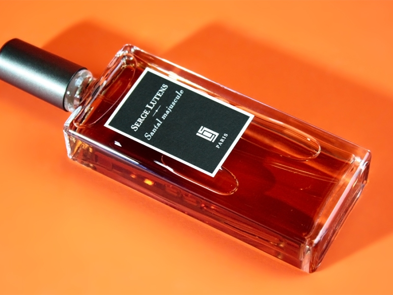 Capitalization in Perfumery: Serge Lutens – Santal Majuscule Review
